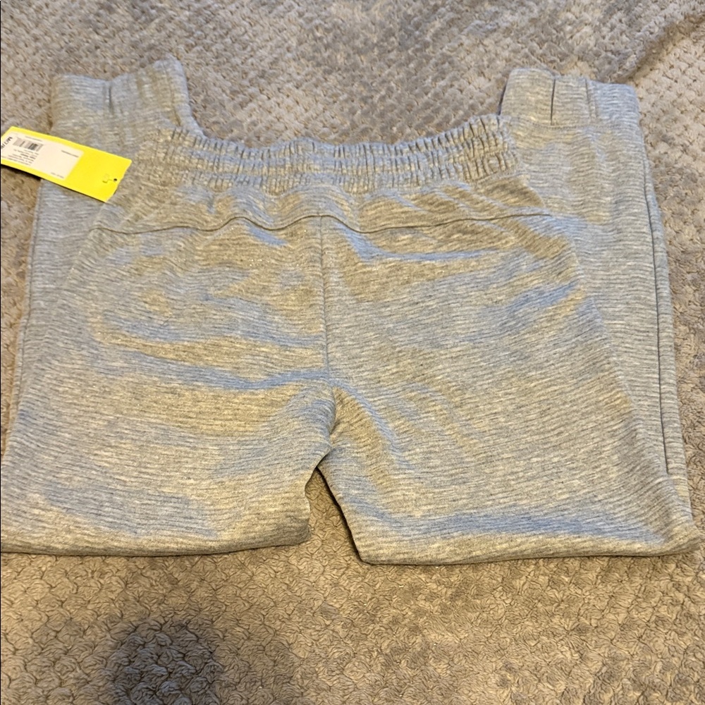 All in Motion Cozy Gray Joggers Girls Medium 7/8 NWT - Picture 9 of 9